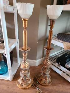 lot 1043 image: Pair of lamps, 38in tall, heavy