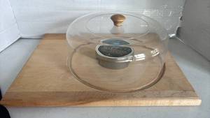 lot 1224 image: BeeKeepers Gold Wood and Salad Bowl Preserver with Glass Cloche