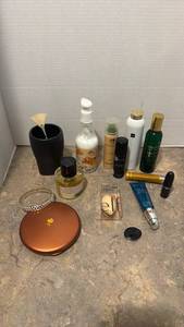 lot 1404 image: Mac lipstick, pureology root lift, bronzer and more