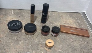 lot 1418 image: Bare Minerals, NARS and other Makeup Collection Bundle