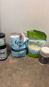 lot 1444 image: Bath Salt Collection Bundle