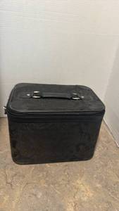 lot 1448 image: Black Cosmetic case