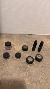 lot 1468 image: MAC and Senna Cosmetics Makeup Collection Bundle