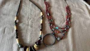 lot 1903 image: Necklaces and a bracelet