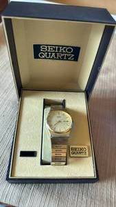 lot 1940 image: Seiko Quartz Mens  Wristwatch in case