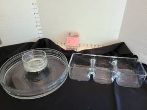 lot 1281 image: Glass Party Serving Set with Decorative Party Picks
