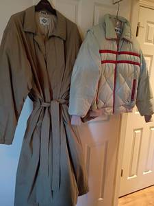 lot 1650 image: Mens Coats.  Size Large.  Both are Down Filled.