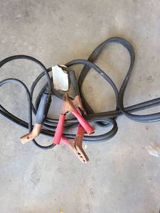lot 3019 image: Jumper cables.