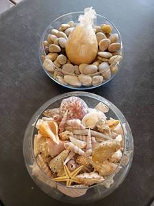 lot 3435 image: Glass Bowls.  One with rocks and candle the other has shells