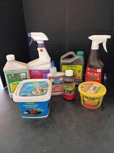 lot 3441 image: Gardening Products