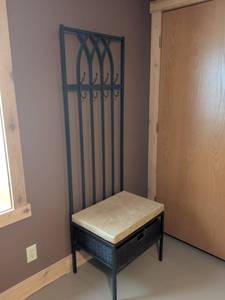 lot 2 image: Metal Entryway Hall Tree Bench with Storage Basket