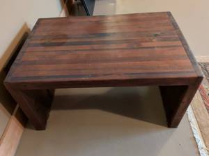 lot 47 image: Solid Wood End Table