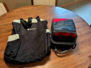 lot 57 image: Intracorp Tote Bag and Arctic Zone Lunch Cooler Set