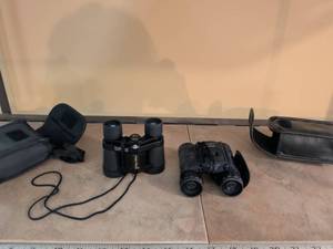 lot 147 image: Tasco Binoculars Set with Carrying Case and Accessories