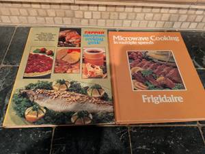lot 181 image: Microwave Cooking Guide Books Set - Tappan and Frigidaire