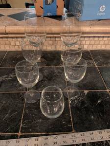 lot 230 image: Clear Glass Wine Glasses