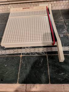 lot 235 image: Boston 2612 Paper Trimmer Guillotine Cutter