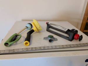 lot 257 image: Mixed Tool Lot - Hacksaw, Wire Brush, Sprinkler Head and Clamp