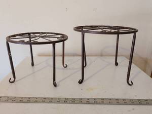 lot 288 image: Iron Garden Plant Stand Pair with Decorative Scrollwork