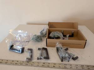 lot 325 image: Ravinte Cabinet Hardware Pull Set with Mounting Hardware