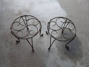 lot 351 image: Plant Stands Set of Two