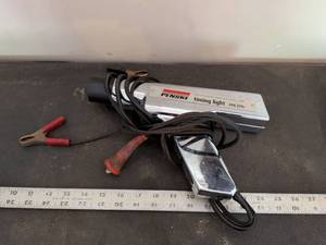lot 380 image: Penske Automotive Timing Light Model 244.2115