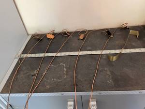 lot 383 image: Set of Copper Branding yard decor with Long Handles
