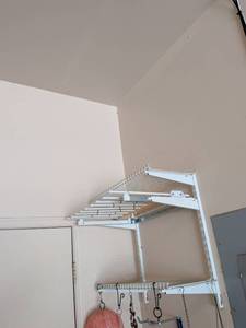 lot 390 image: Rubbermaid Wall-Mounted