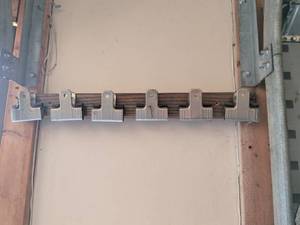 lot 405 image: Industrial Metal Binder Clips Set