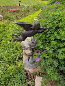 lot 455 image: Angel Garden Weather Vane top