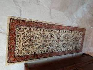 lot 490 image: Safavieh Lyndhurst IvoryRust Area Rug 2 3 X 6