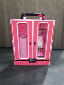 lot 3366 image: Barbie Pink Fashion Closet Wardrobe Case