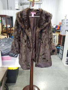 lot 3464 image: Woman Within Brown Faux Fur Coat Size Medium