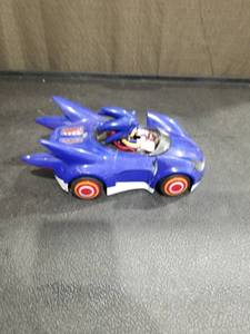 lot 3514 image: Sonic the Hedgehog Racing Car Toy Vehicle with Figure