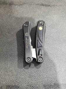 lot 3518 image: Signature Landscape Multi-Tool with Pliers and Knife