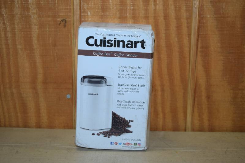 lot 90 image: Cuisinart Coffee Bar Coffee Grinder