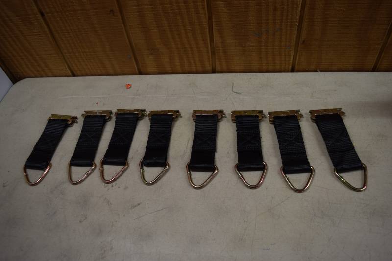 lot 138 image: 8 E-Track Straps