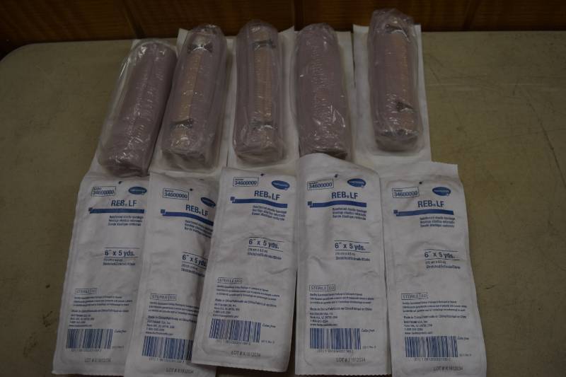 lot 127 image: 10 Ace Bandages