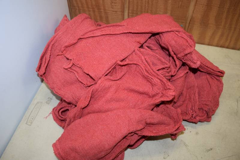 lot 170 image: 100 Shop Rags