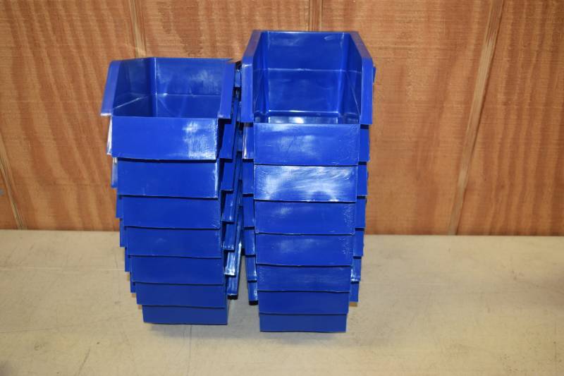 lot 234 image: 14 Screw Bins