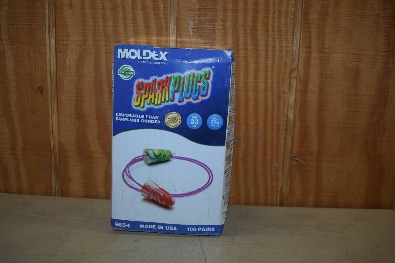 lot 276 image: 100 Pairs Moldex Spark Plugs Earplugs