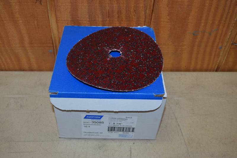 lot 278 image: 50 Norton Floor Sanding Discs