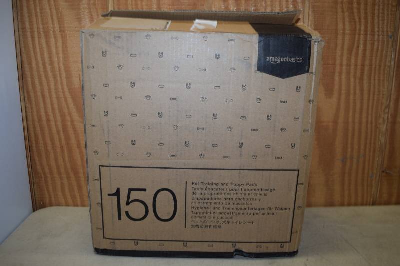 lot 303 image: 150 Amazonbasics Pet Training Pads Puppy Pads