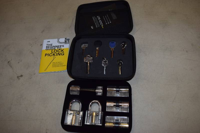 lot 399 image: Beginners Guide to Lock Picking Kit