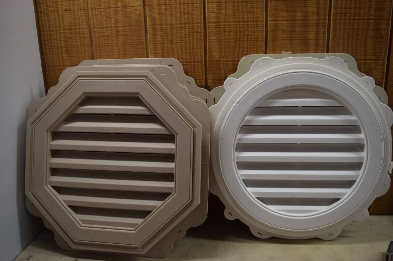 lot 422 image: 5 Gable Vents