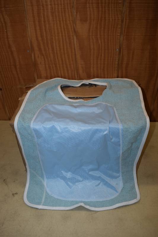 lot 452 image: 24 Terry Bibs