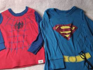 lot 2852 image: GAP Superhero Long Sleeve Shirts Spiderman Superman - 2 ct