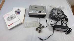 lot 55 image: Kodak EasyShare Printer Dock G700 Digital Photo Printer