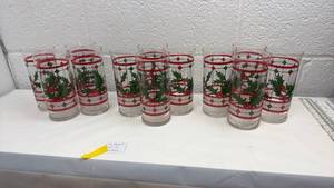 lot 73 image: Christmas Holly Berry Stained Glass Pattern Drinking Glasses Set