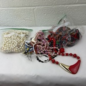 lot 126 image: Assorted Beaded Jewelry Collection